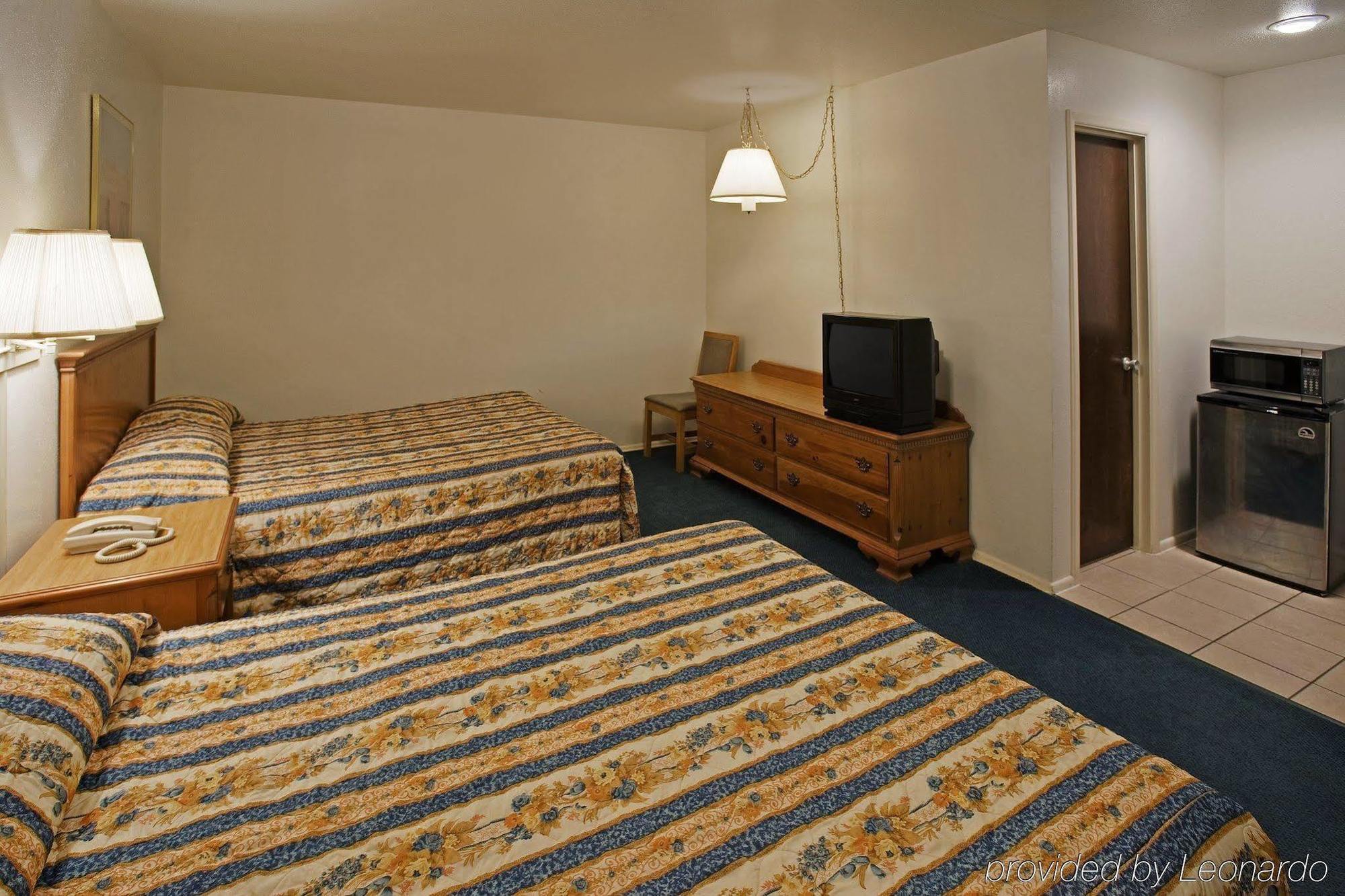 Regency Inn Hondo Habitación foto